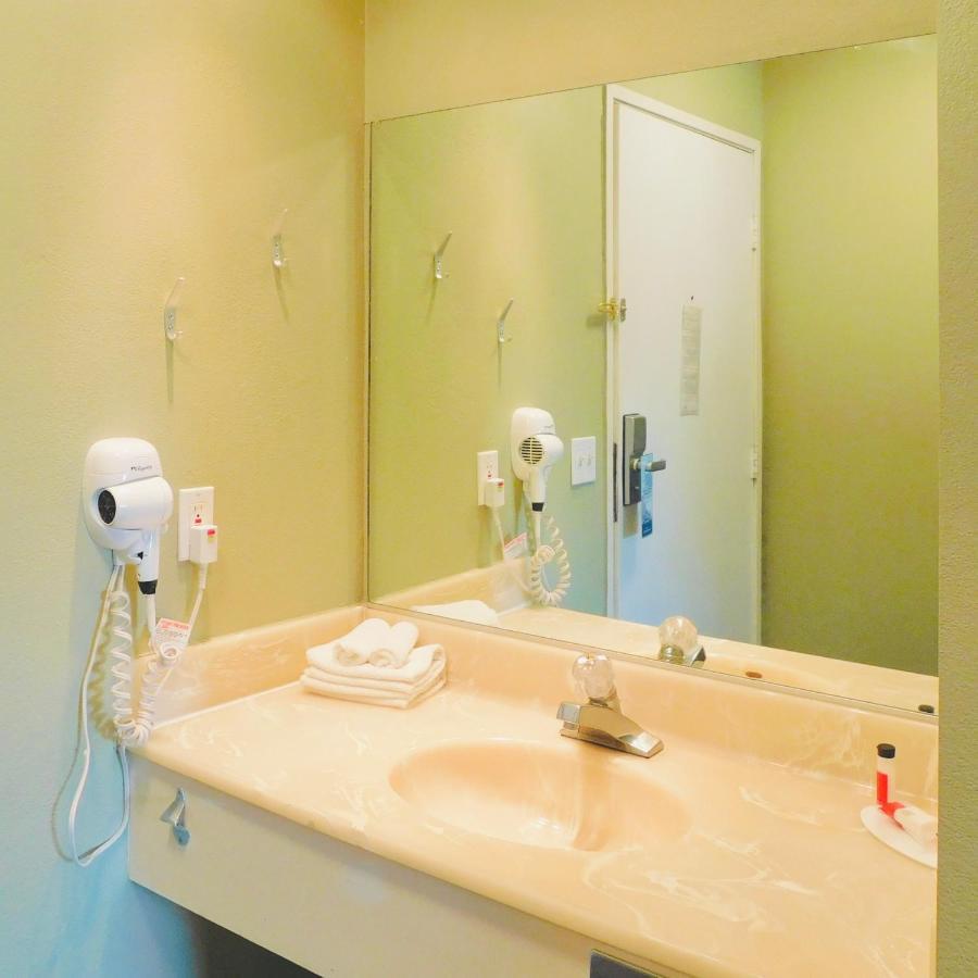 Travelodge By Wyndham Big Bear Lake Ca Екстериор снимка