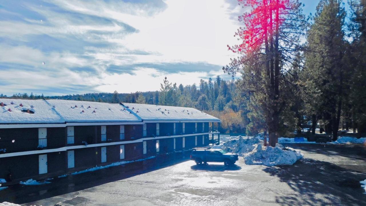 Travelodge By Wyndham Big Bear Lake Ca Екстериор снимка